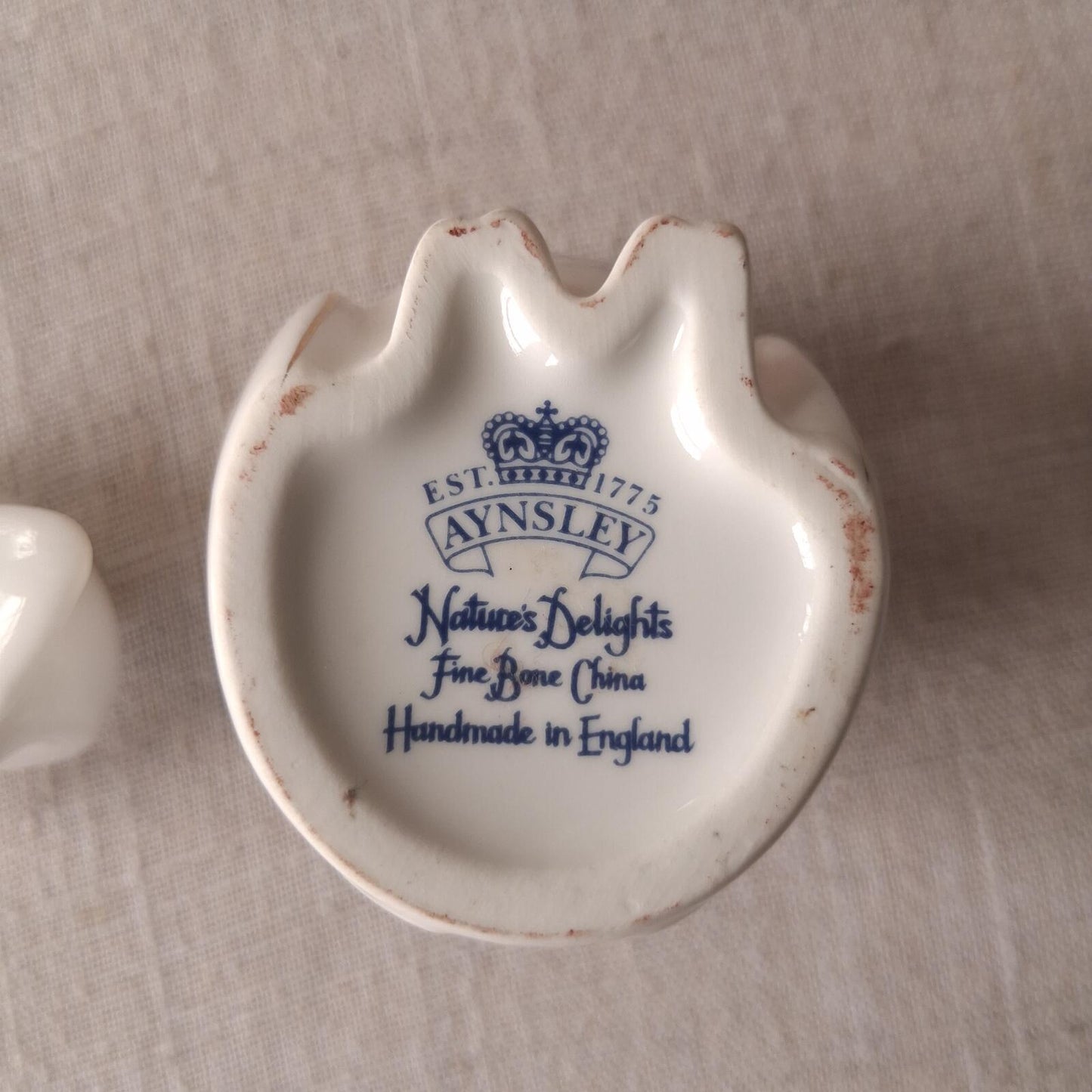 Anysley Nature's delight owl lidded trinket vessel