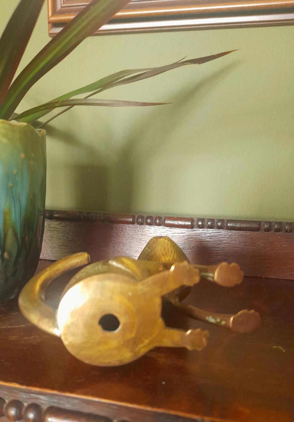 Brass cat figurine