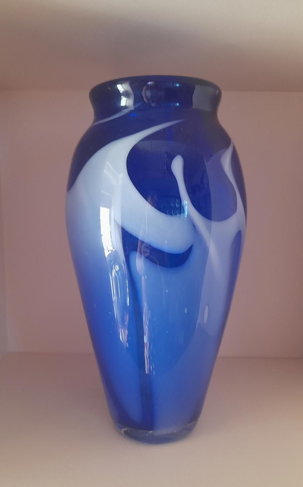 Phil Oakly - The Glass Market large blue and white glass vase