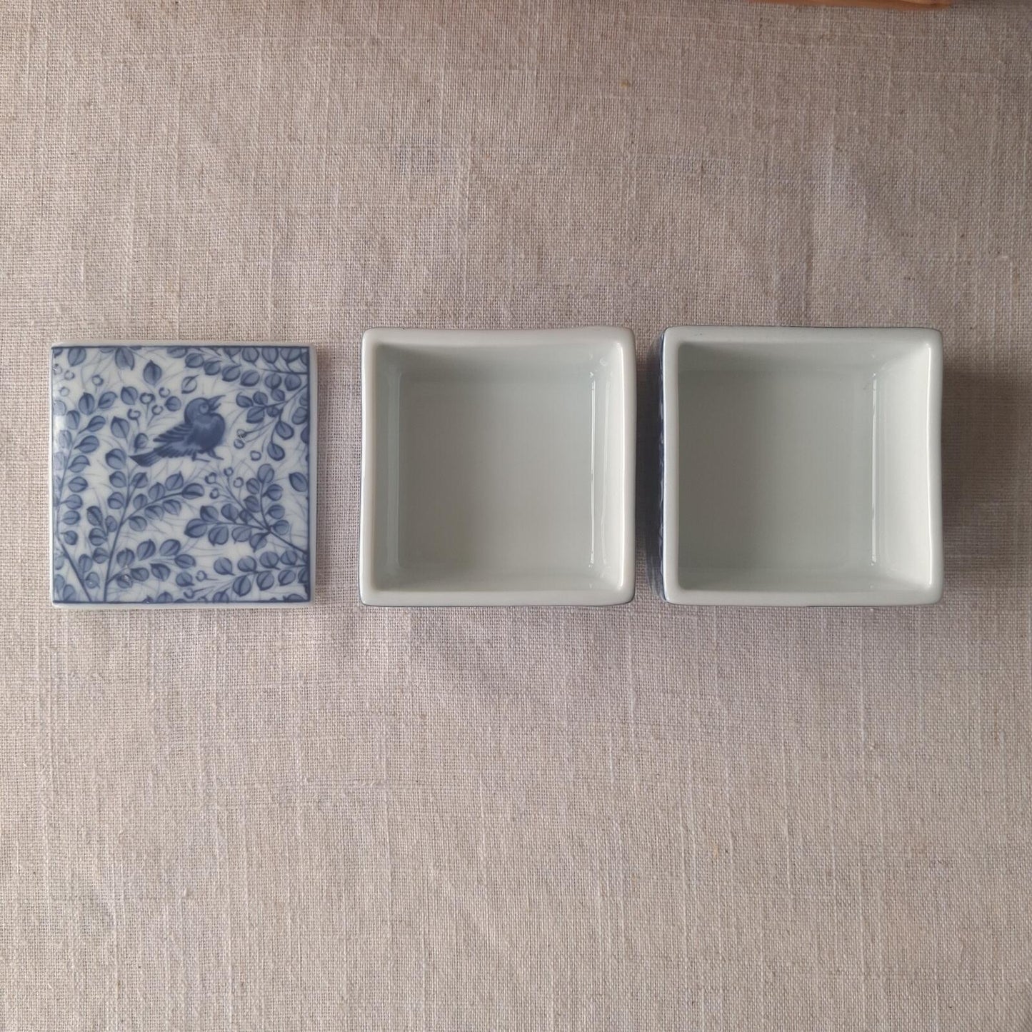 Small Japanese 2 tiered square trinket dish