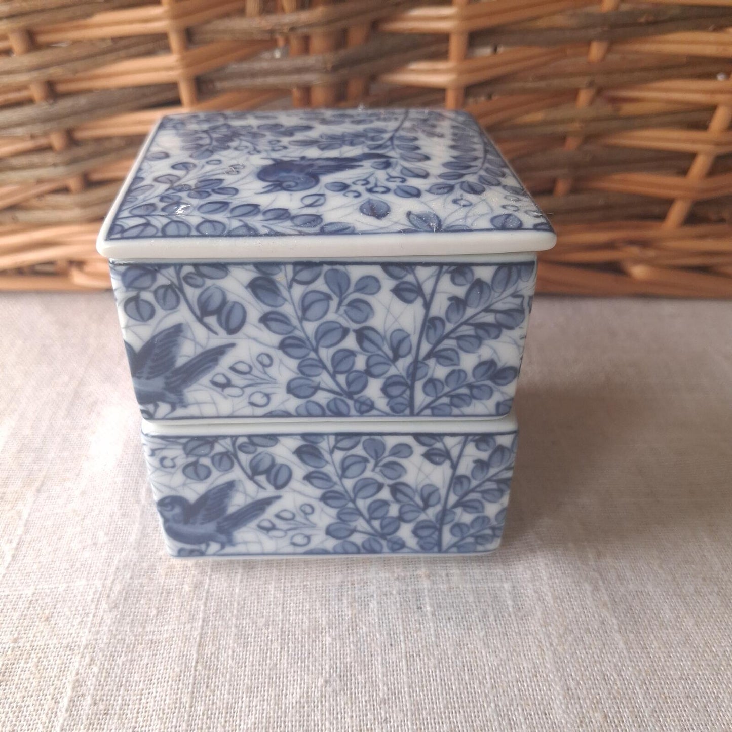 Small Japanese 2 tiered square trinket dish
