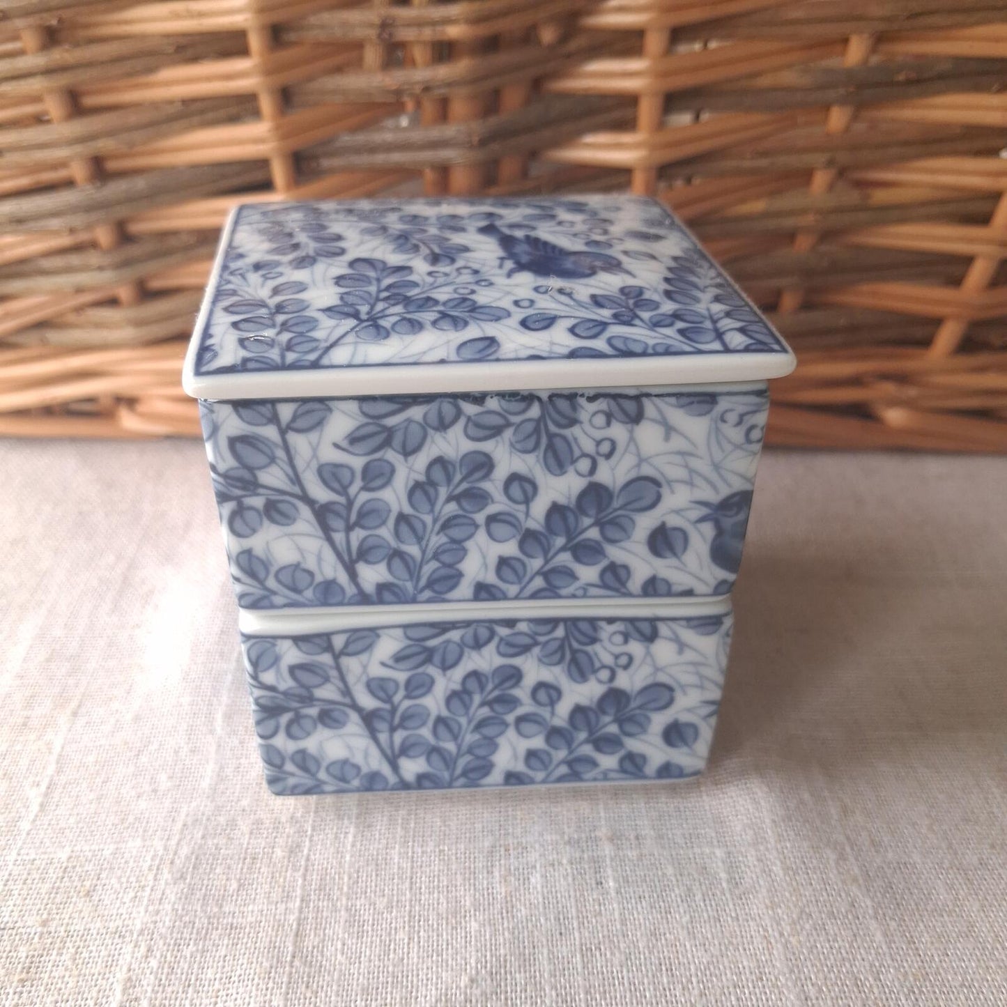 Small Japanese 2 tiered square trinket dish