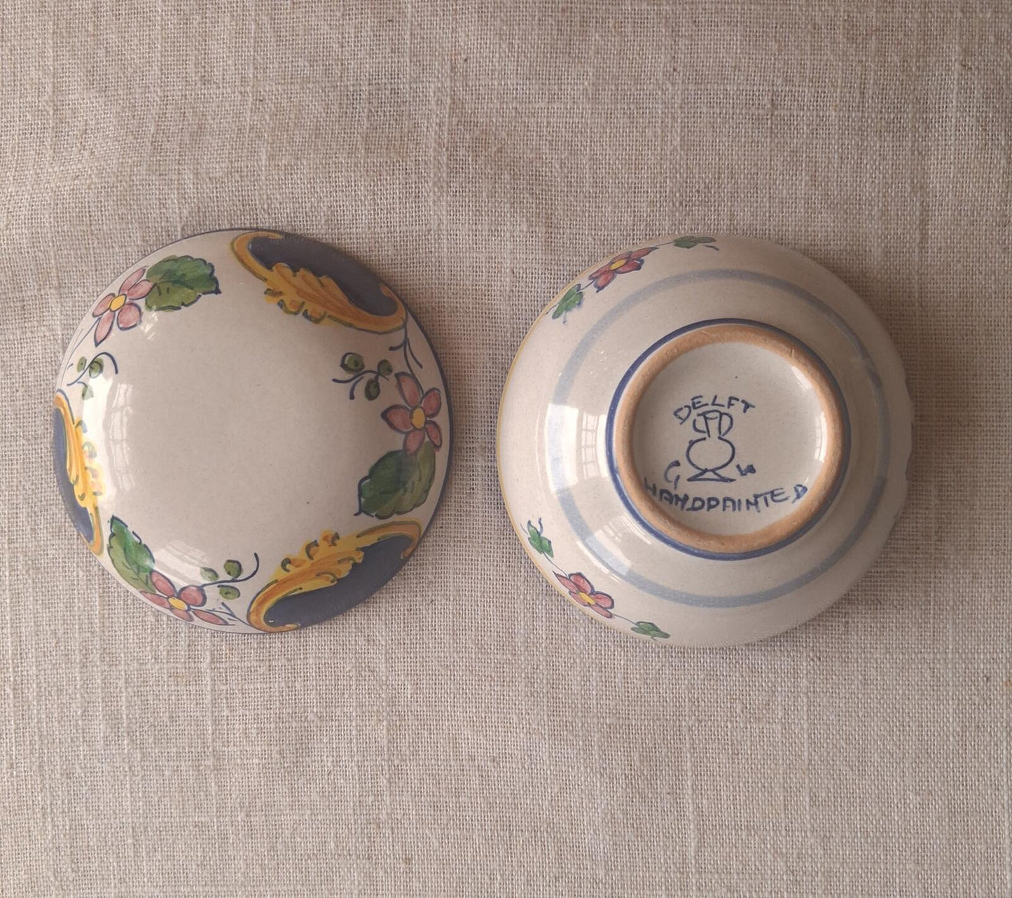 Handpainted Delft lidded trinket dish