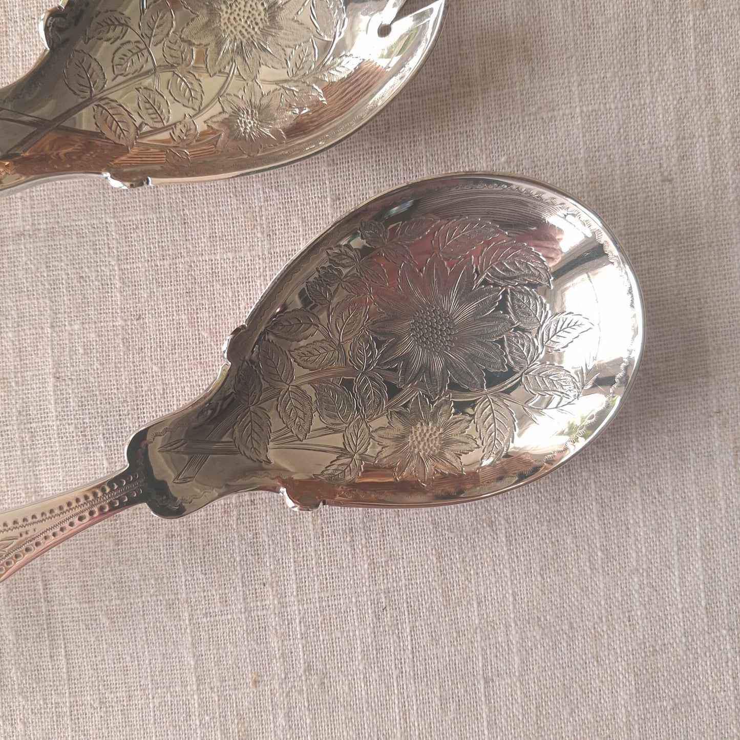 Army & Navy Cooperative Society Ltd Salad servers