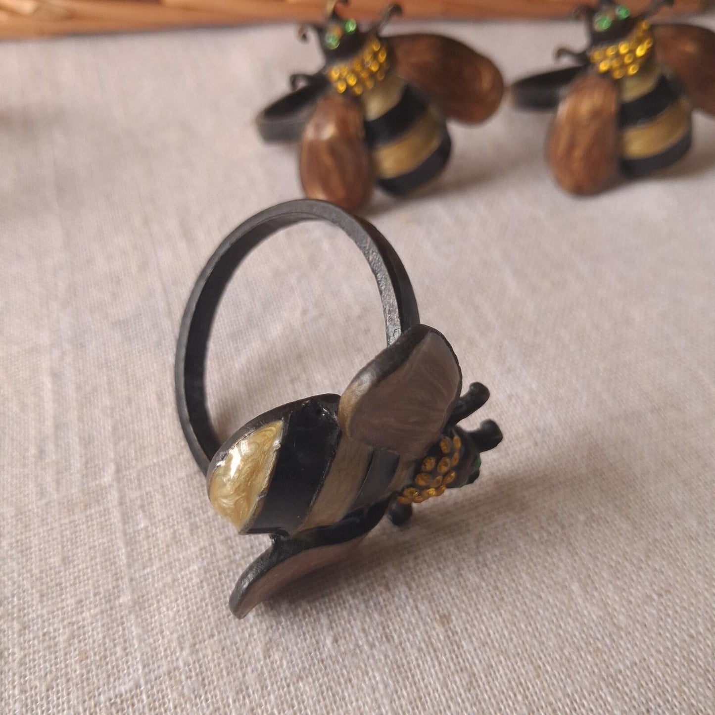 Set of 4 enamel bee napkins rings