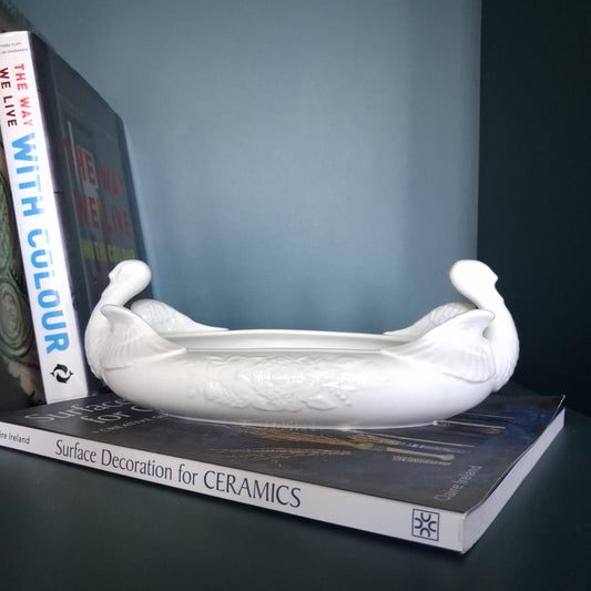 Vintage White Porcelain Swan Centrepiece Bowl Planter Dish