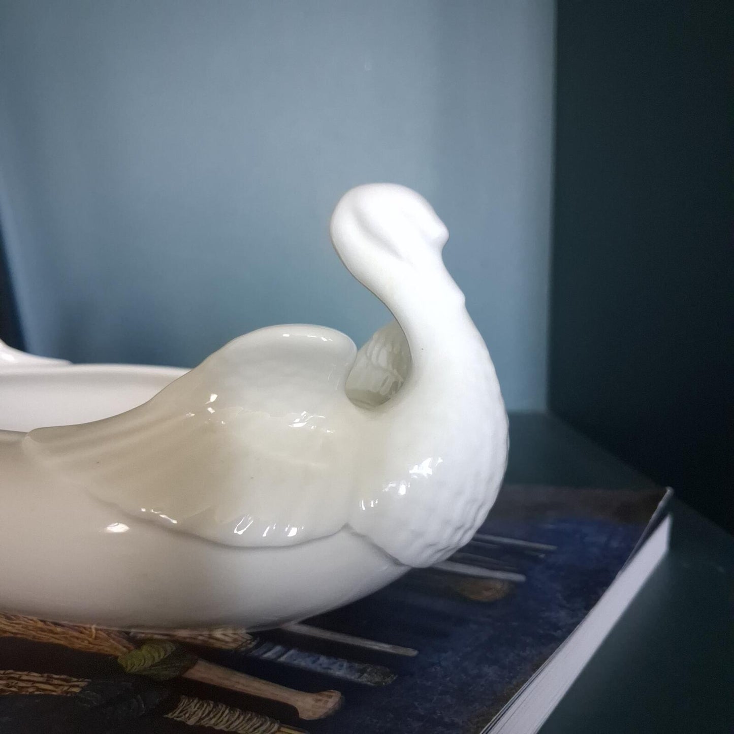 Vintage White Porcelain Swan Centrepiece Bowl Planter Dish