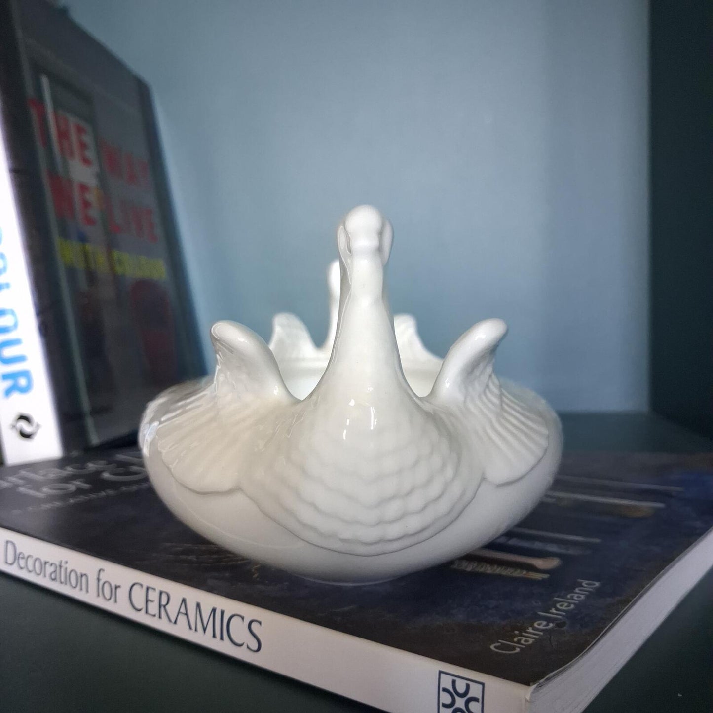 Vintage White Porcelain Swan Centrepiece Bowl Planter Dish