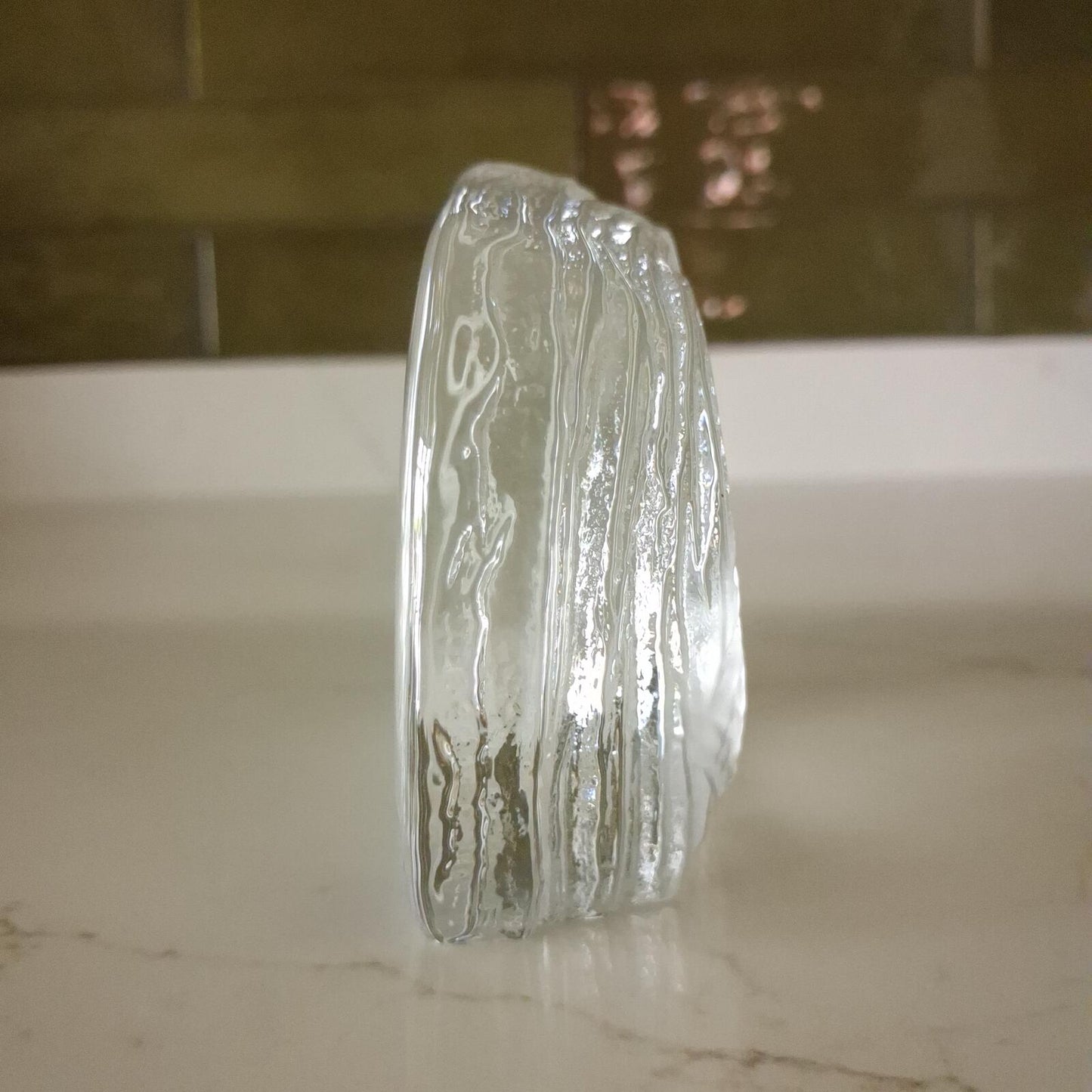 Dartington Crystal Capredoni Otter & Cubs Paperweight