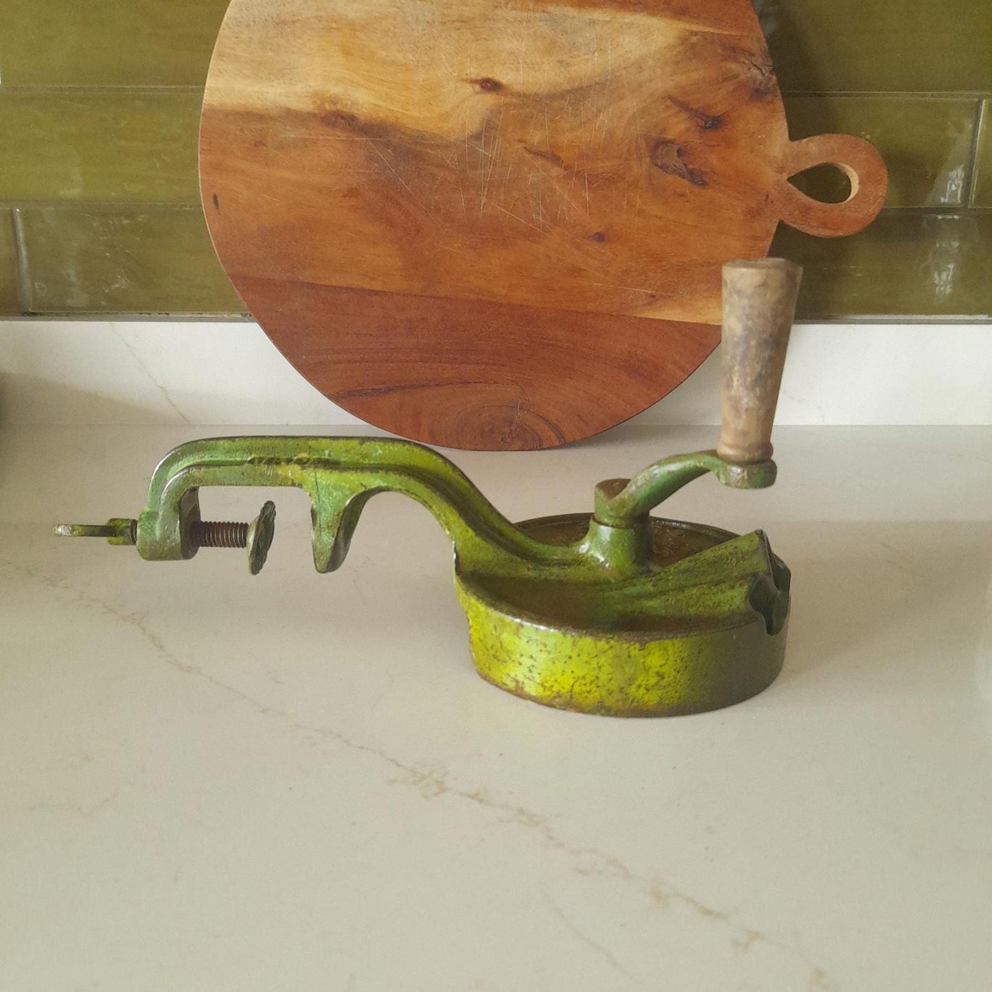 Vintage Spongs bean slicer