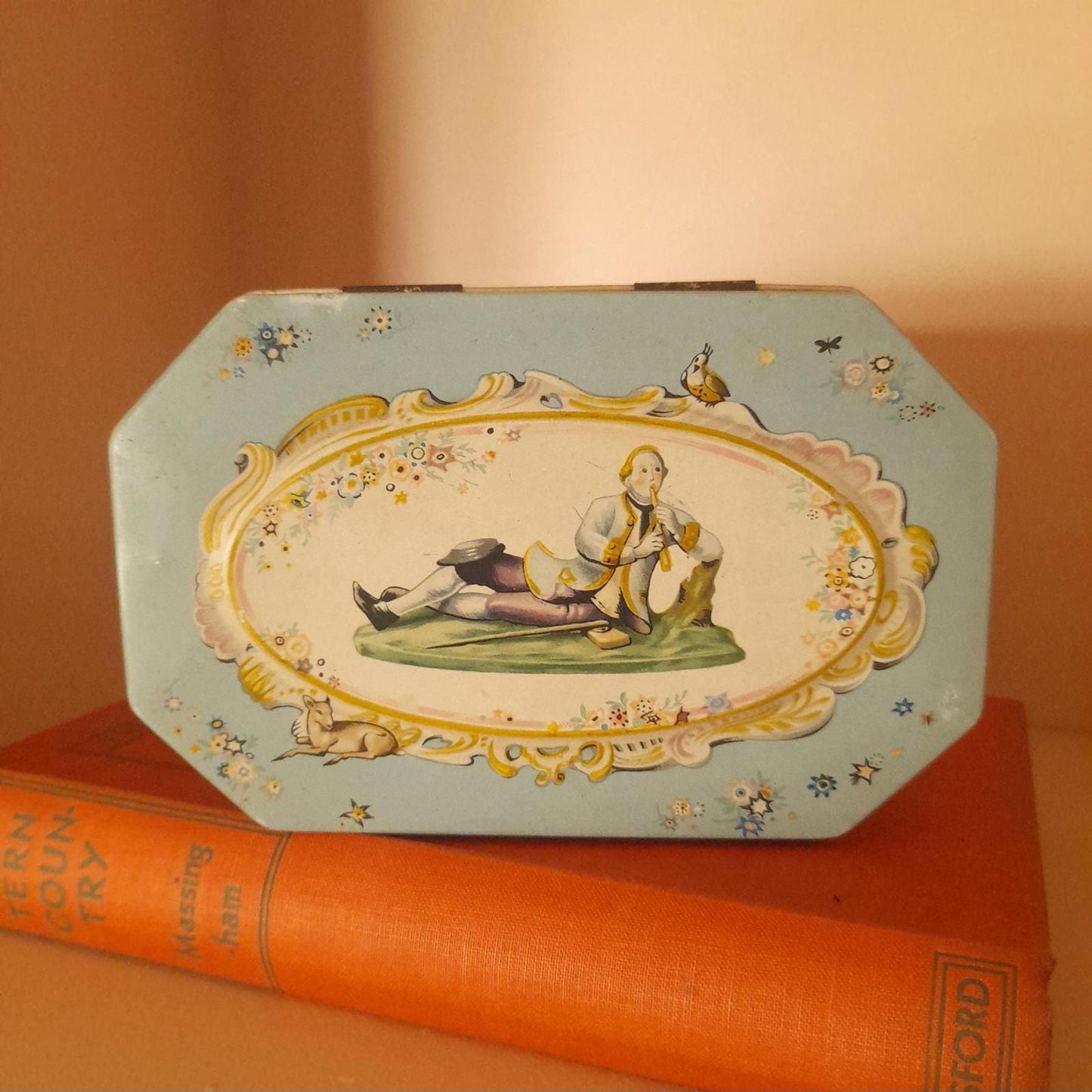 Huntley and Palmers vintage biscuit tin