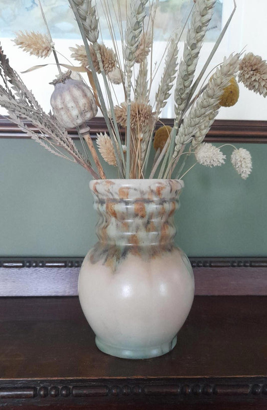 CH & Co small beige vase