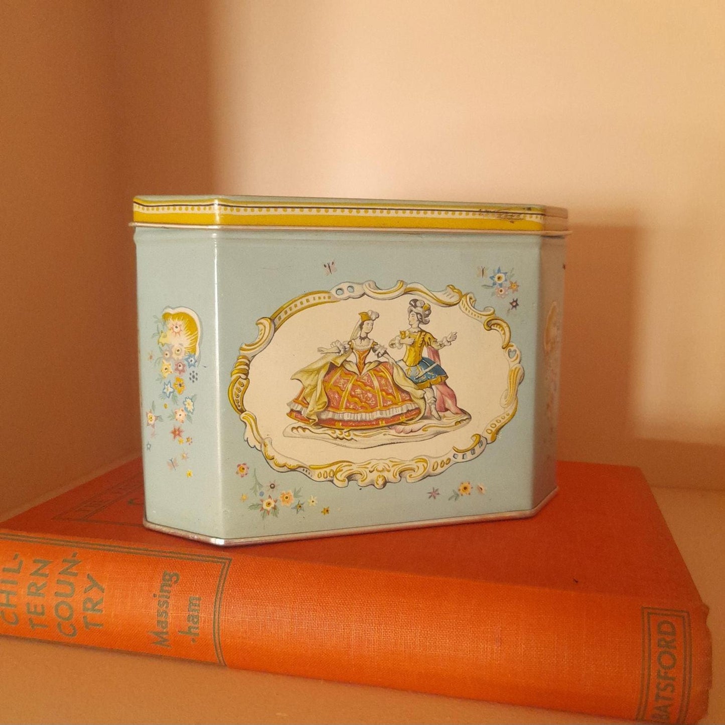 Huntley and Palmers vintage biscuit tin