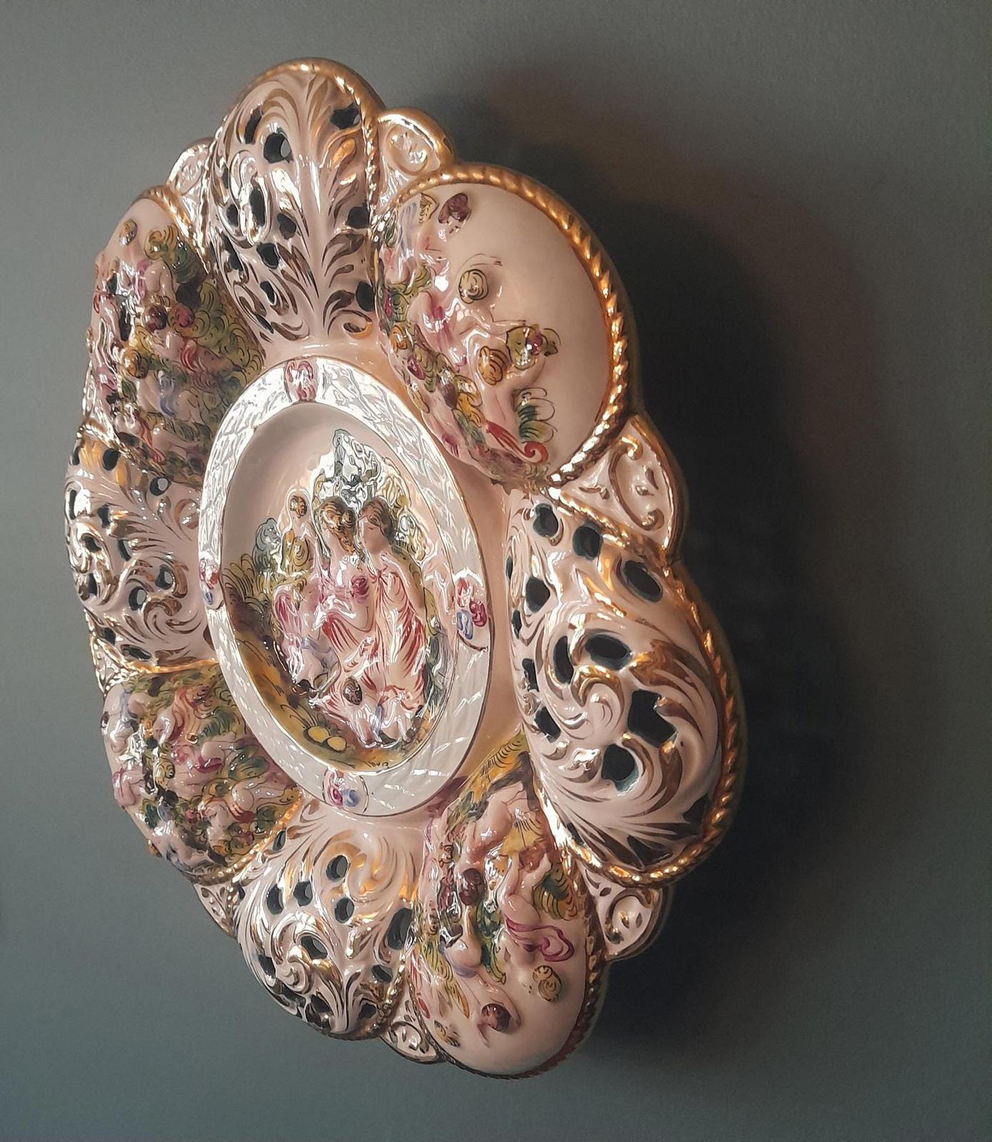 14" Porcelain Capadimonte wall plate