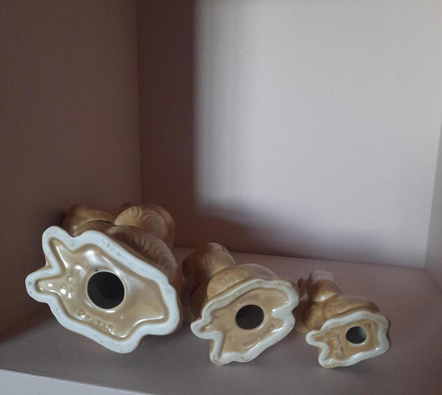 SylvaC 'sad Sam' set of 3 Bassett hounds