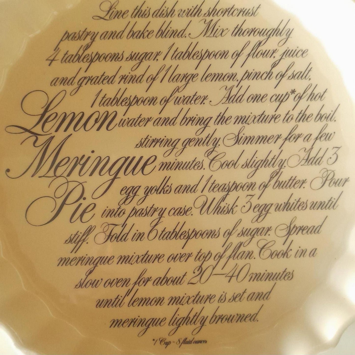 Vintage Lemon Meringue pie dish 25cm