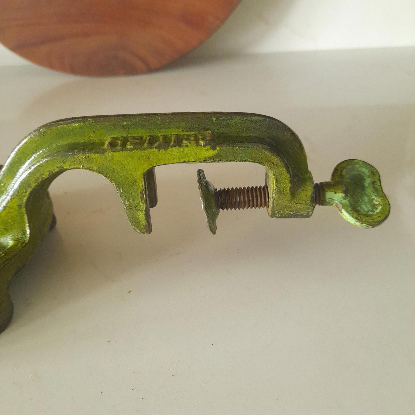 Vintage Spongs bean slicer