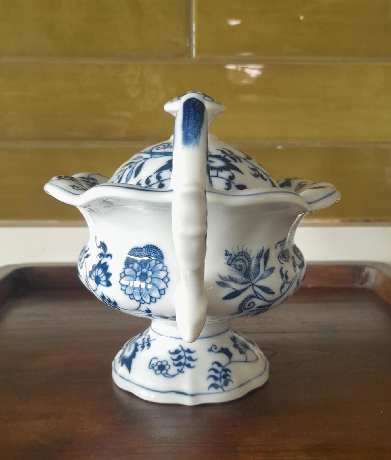 Blue Danube mayonnaise/sugar lidded pedestal