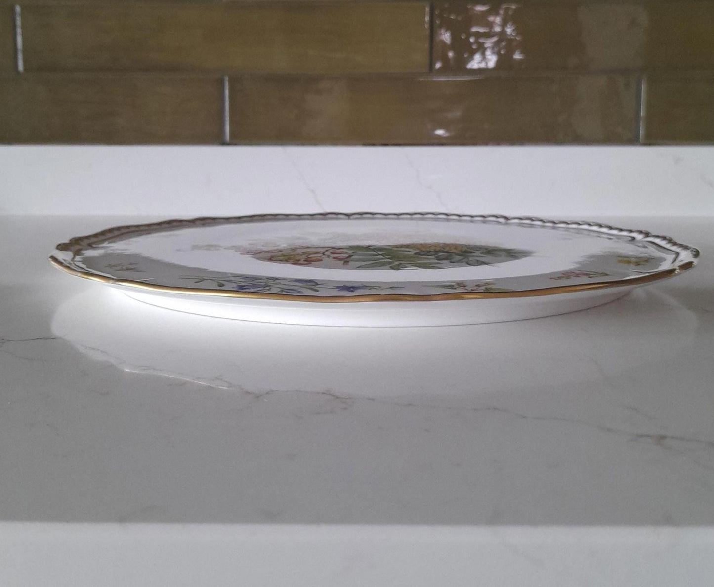 Royal Worcester Sandringham 13" cake