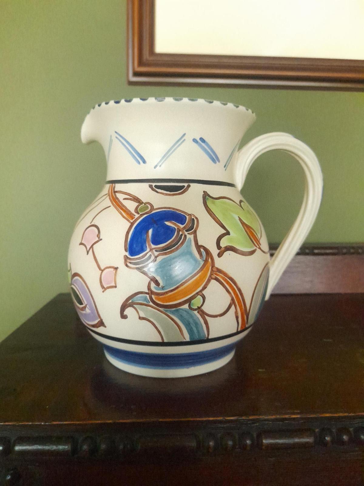 Vintage Honiton art deco style jug
