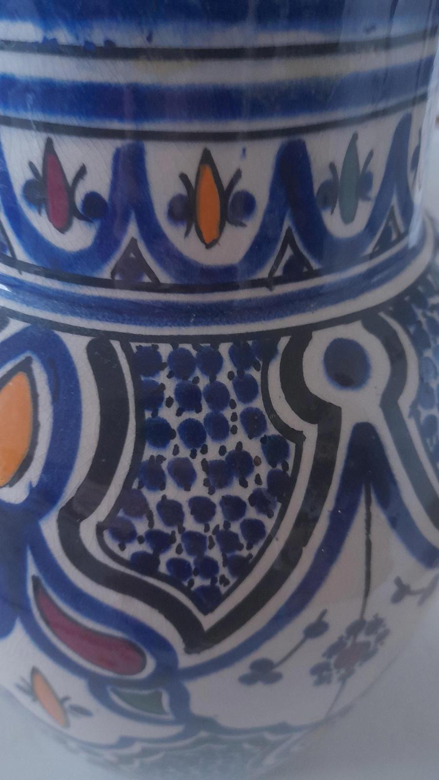 A large Moroccan Safi terracotta pottery vase