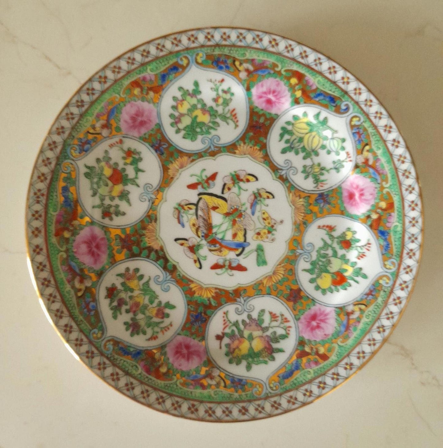Rose Famille 9" plate