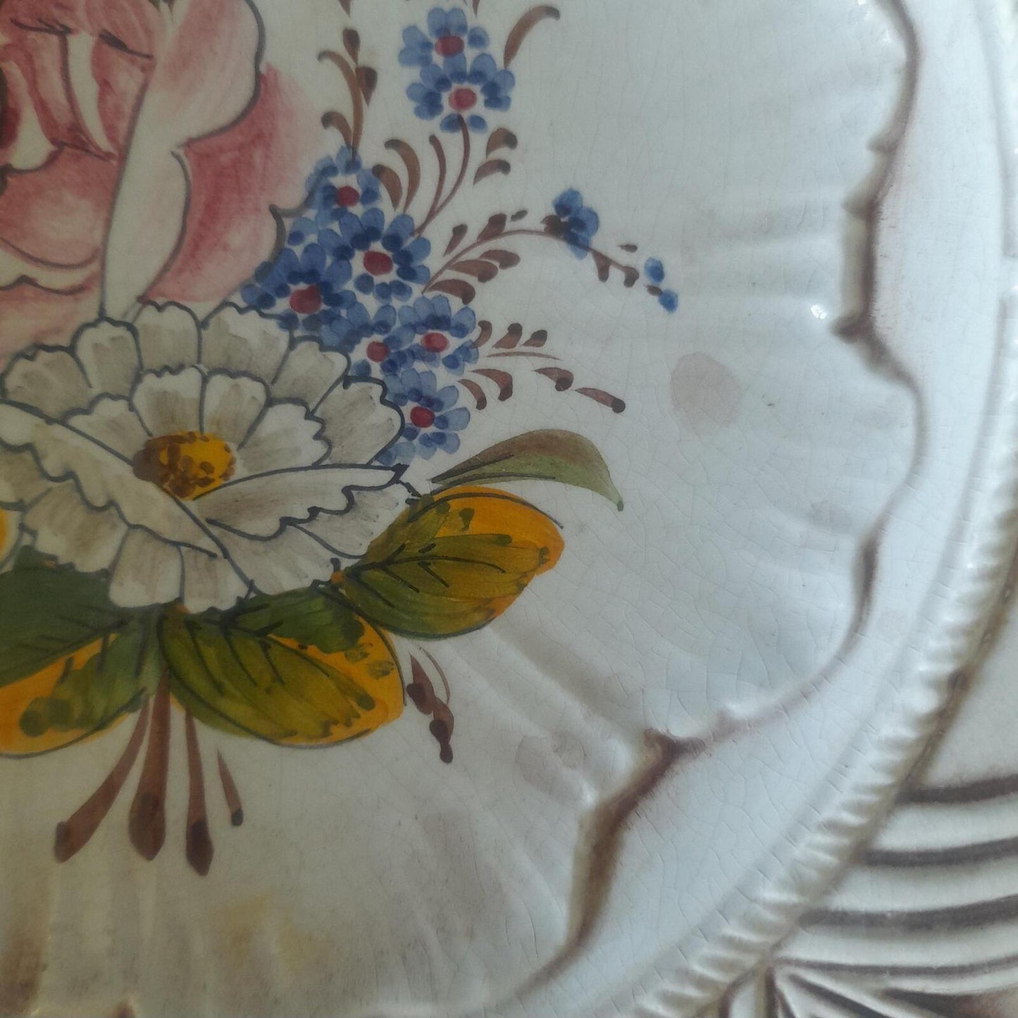 Italian hand painted Lake Garda floral wall plate