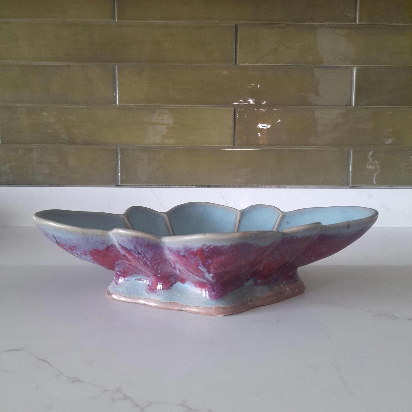 Chinese 8 lobed shallow dish