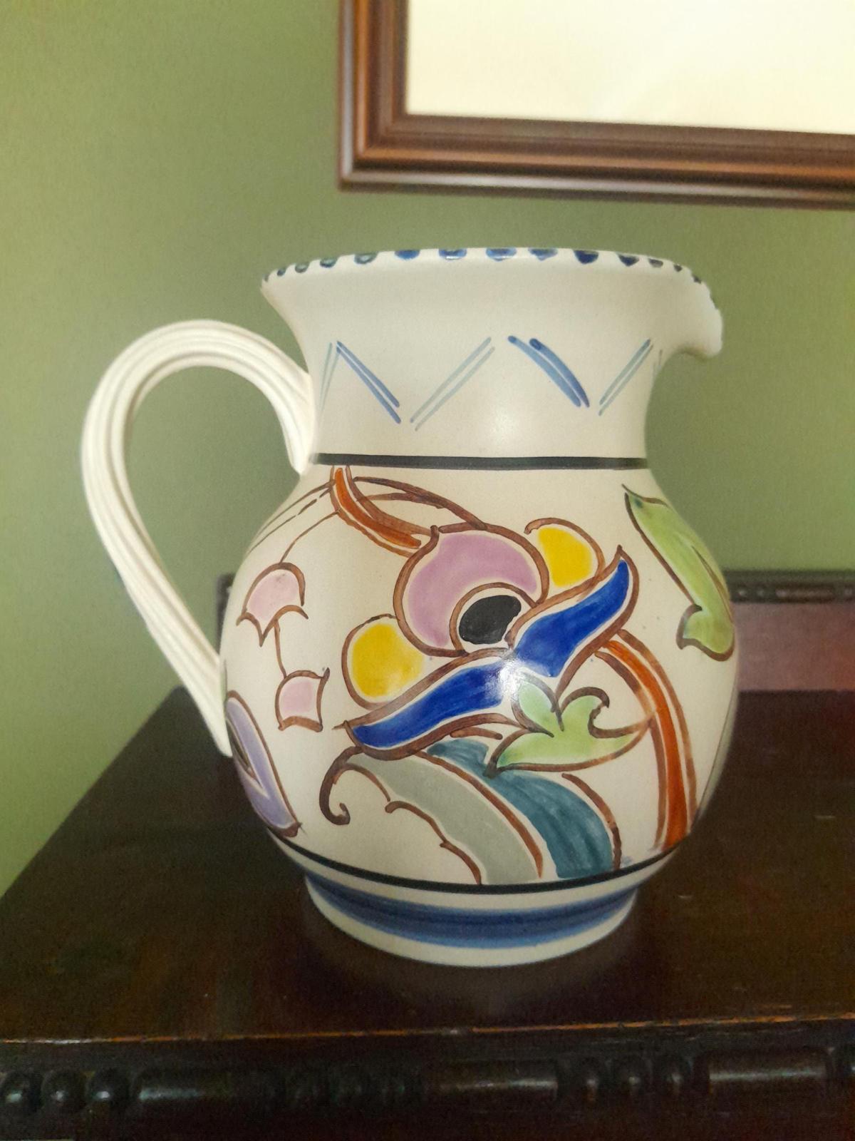 Vintage Honiton art deco style jug