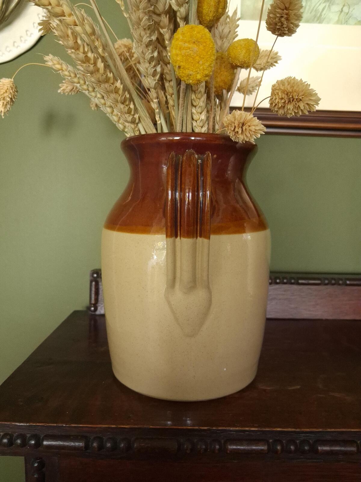Pearsons of Chesterfield two-tone jug