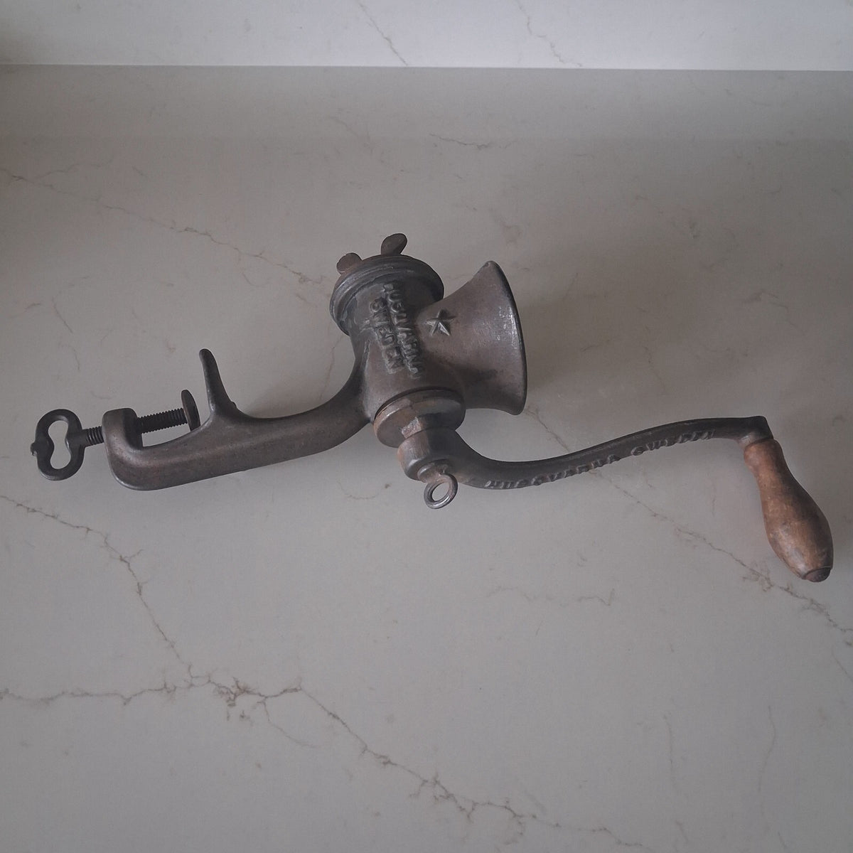Husqvarna Cast Iron Meat Grinder – Made in Sweden