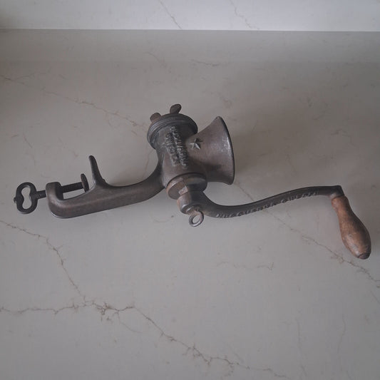 Husqvarna Cast Iron Meat Grinder – Made in Sweden