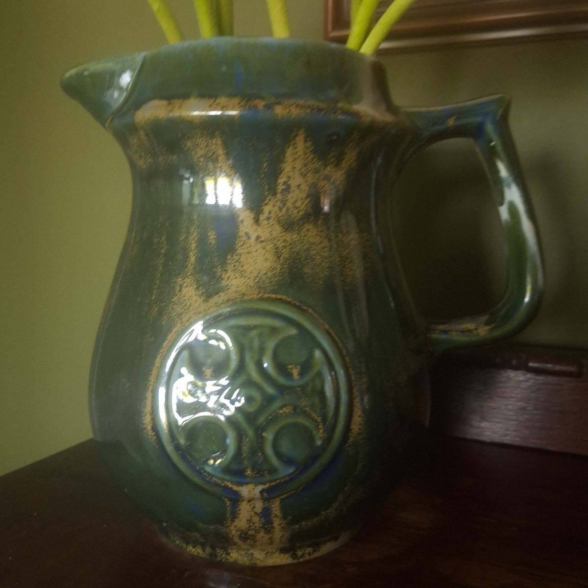 Porthmadog Studio Pottery Jug Vase – Green & Blue Drip Glaze – Celtic Medallion