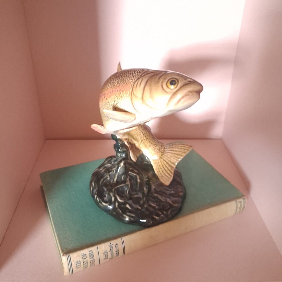Pristine Vintage Beswick Leaping Trout Figurine Model 1032 | MINT Condition Arthur Gredington British Art Pottery Rainbow Trout | 7" Tall