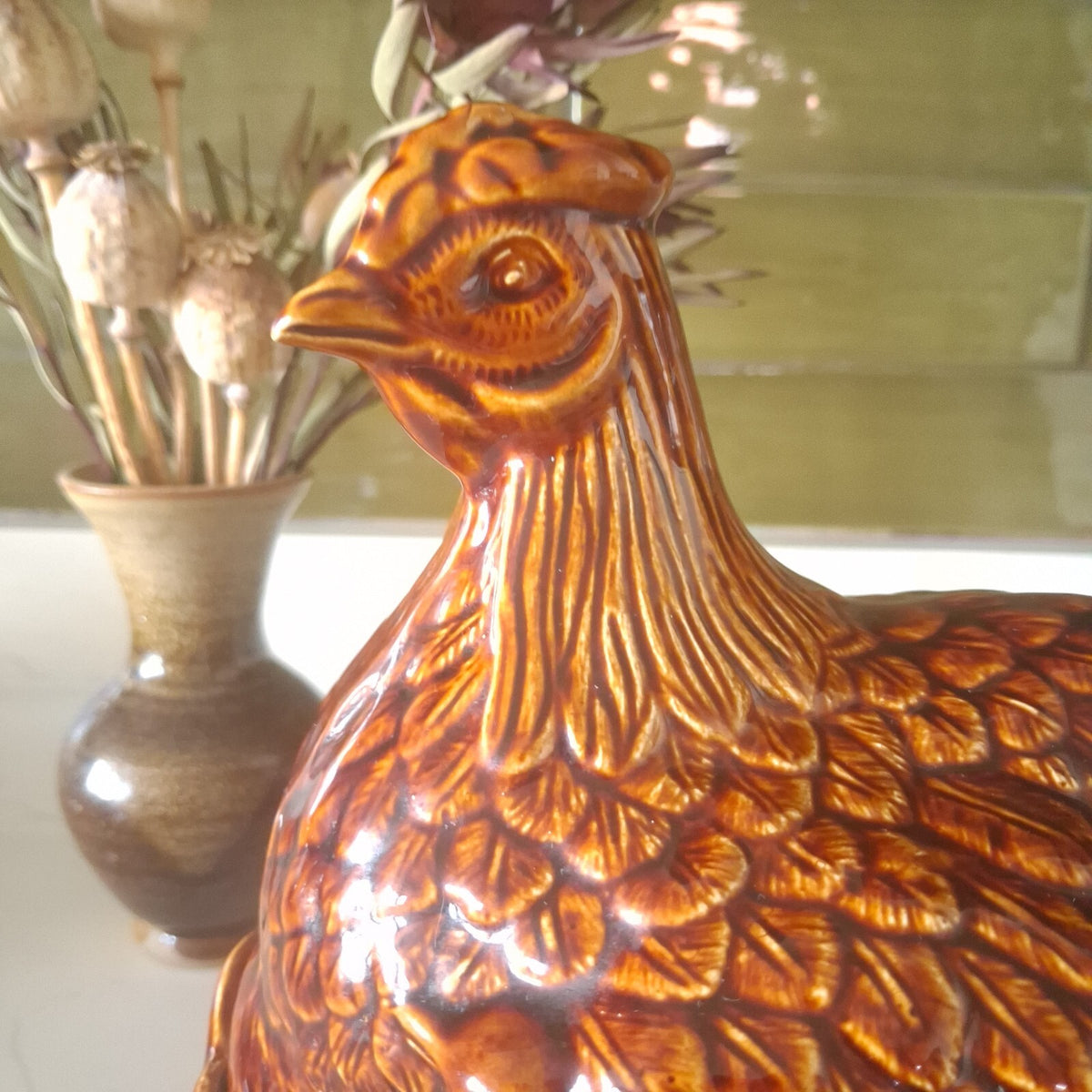 Portmeirion Size 1 Brown Gloss Glaze Hen on Nest