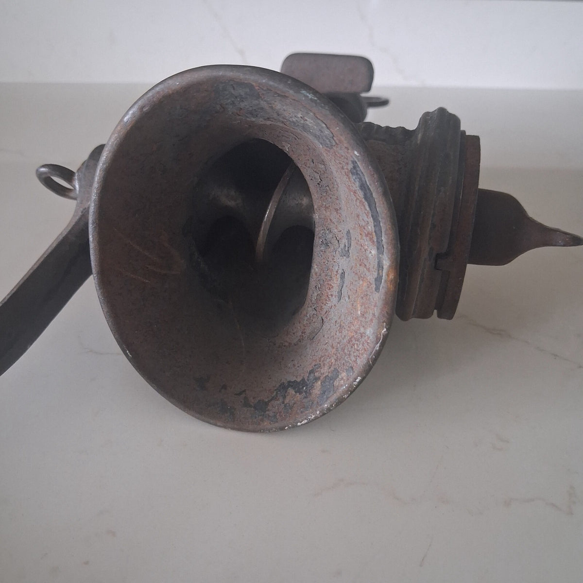 Husqvarna Cast Iron Meat Grinder – Made in Sweden