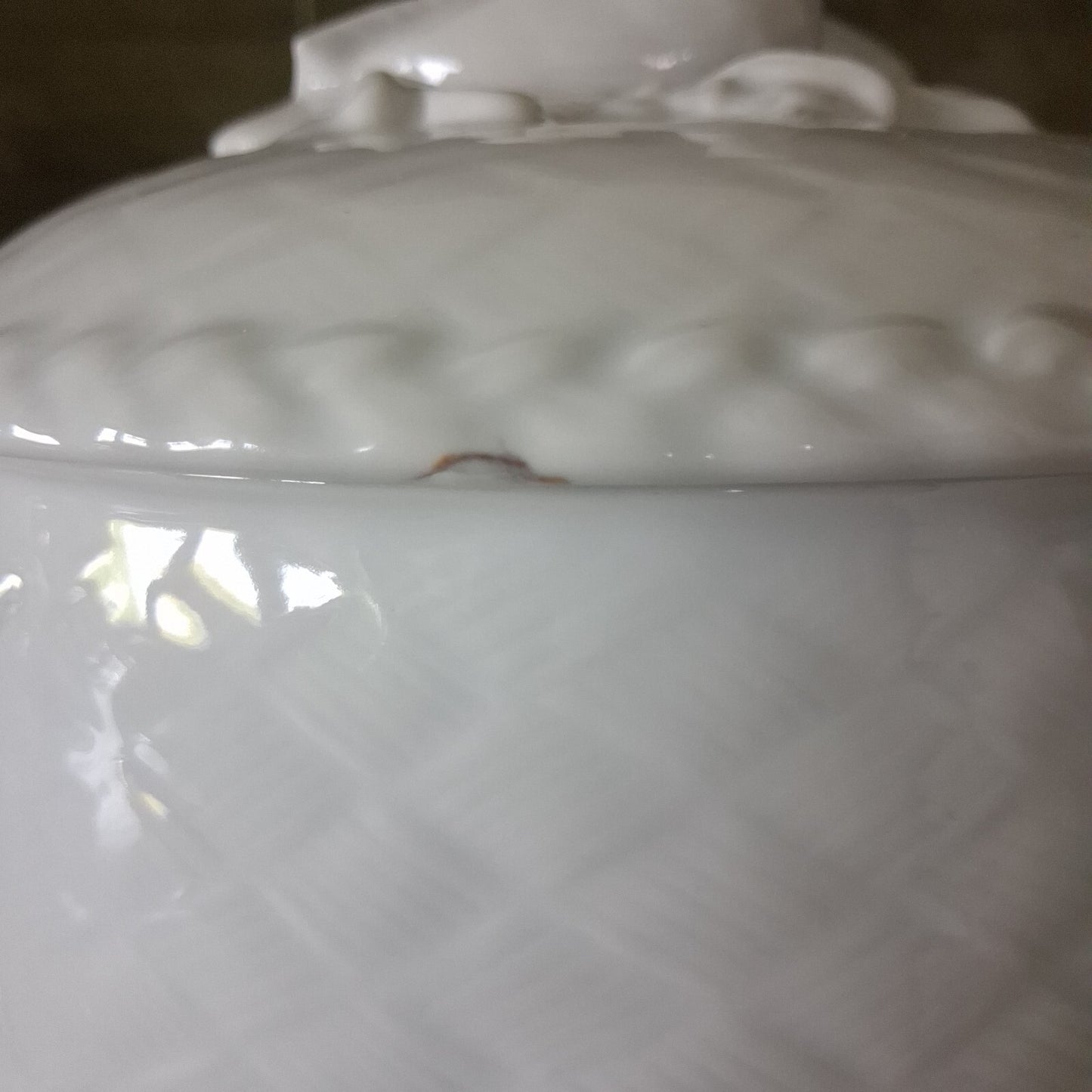 Royal Worcester Gourmet Oven China White Covered Tureen with Dove Lid – 1983