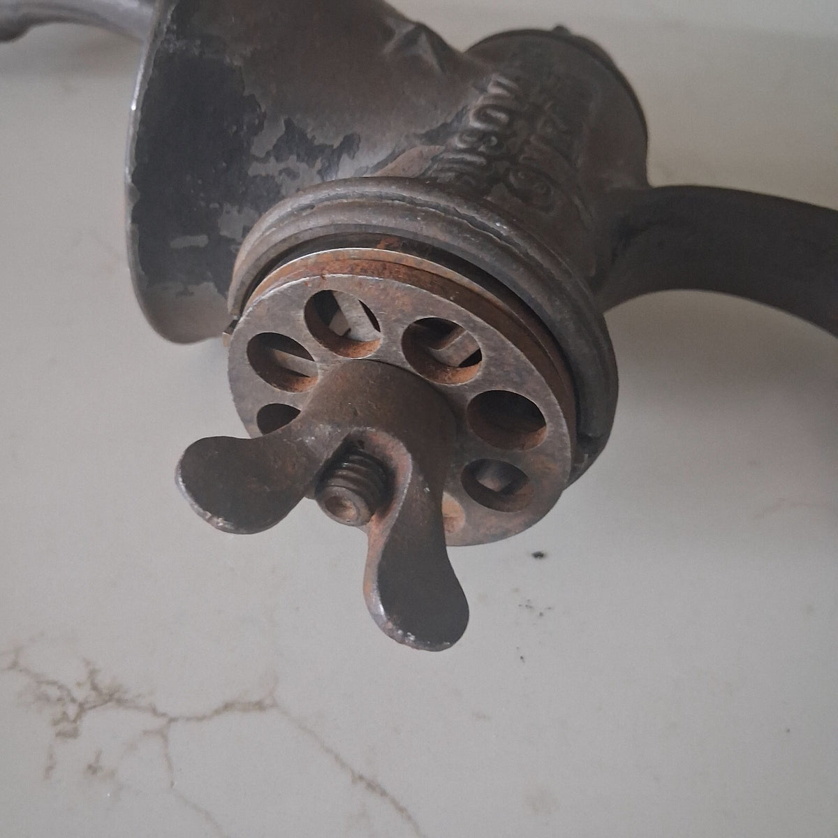 Husqvarna Cast Iron Meat Grinder – Made in Sweden