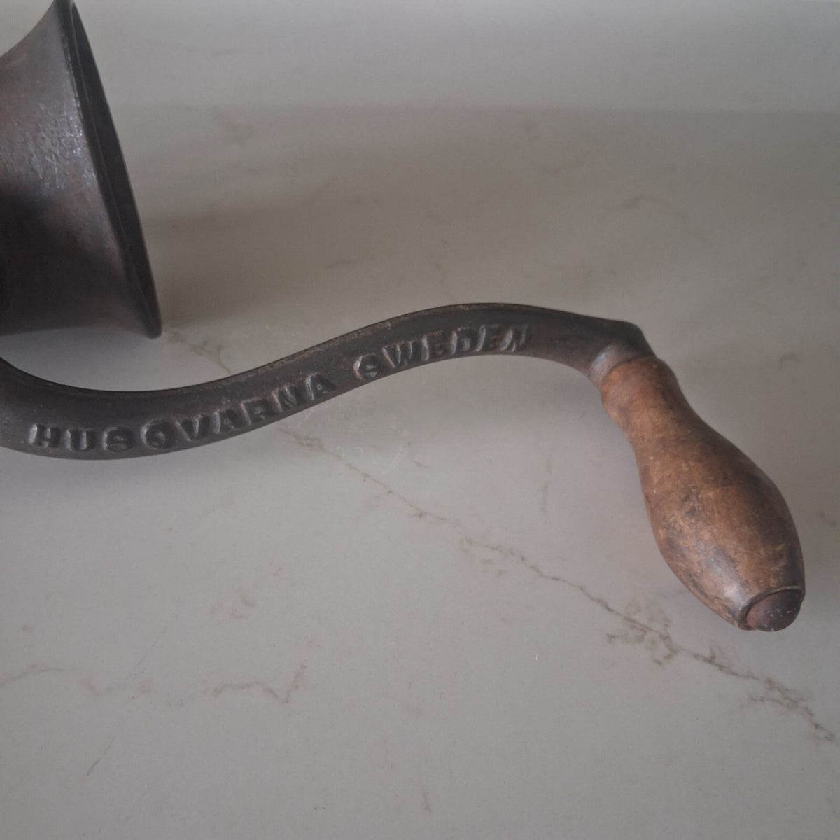 Husqvarna Cast Iron Meat Grinder – Made in Sweden