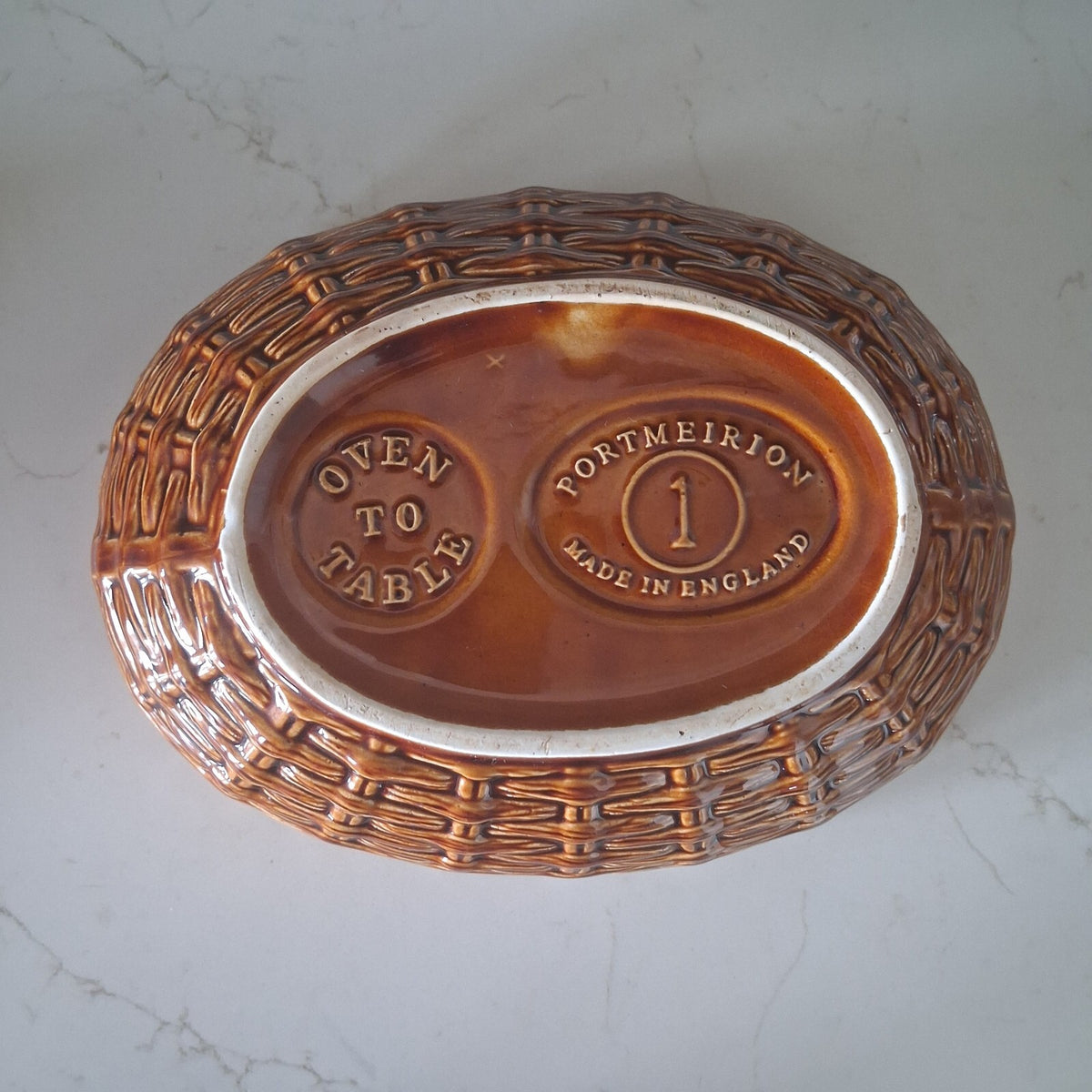 Portmeirion Size 1 Brown Gloss Glaze Hen on Nest