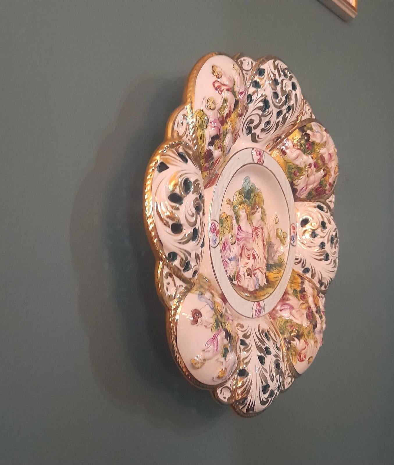 14" Porcelain Capadimonte wall plate