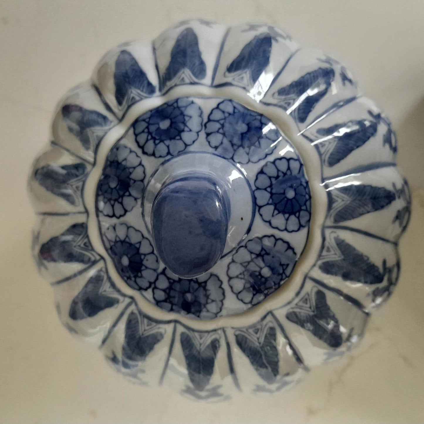 Vintage chinoserie style lidded Pumpkin