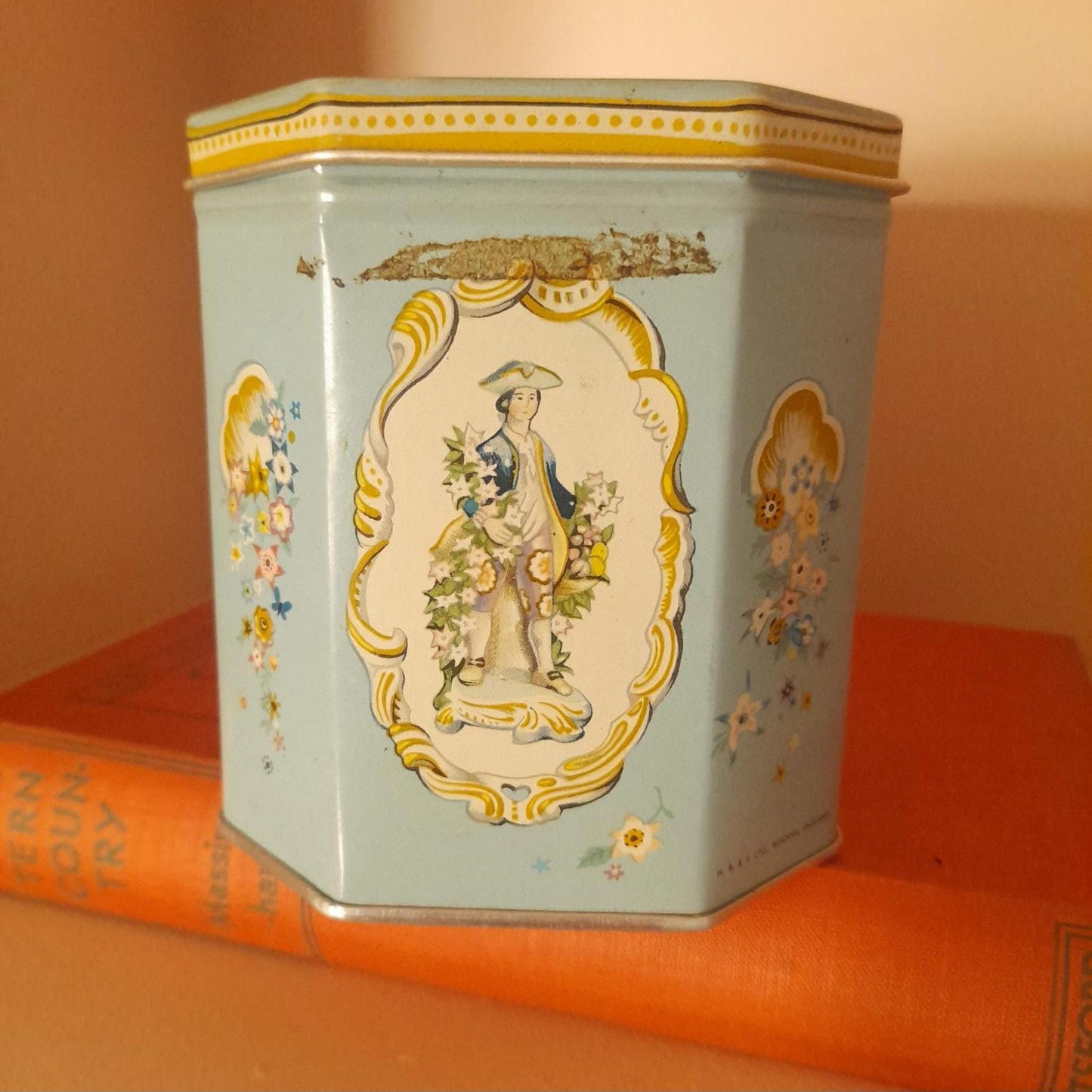 Huntley and Palmers vintage biscuit tin